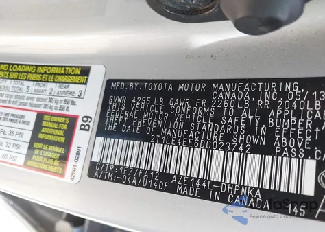 2013 Toyota Matrix S z USA, uszkodzony, nr VIN 2T1LE4EE6DC023742